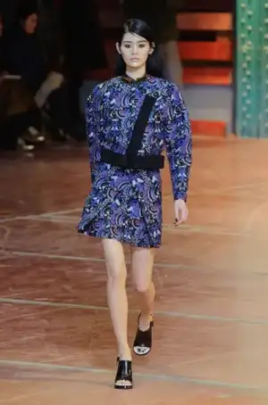 $kenzo_sonbahar_kis_2013_2014_defilesi_modelleri_modasi (22).webp