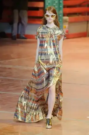 $kenzo_sonbahar_kis_2013_2014_defilesi_modelleri_modasi (32).webp