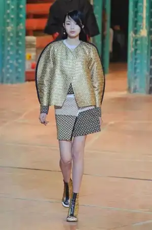 $kenzo_sonbahar_kis_2013_2014_defilesi_modelleri_modasi (37).webp