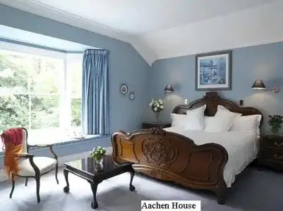 $blue-bedroom2-villa-home.webp