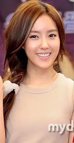 $20120201_hyomin_1.webp