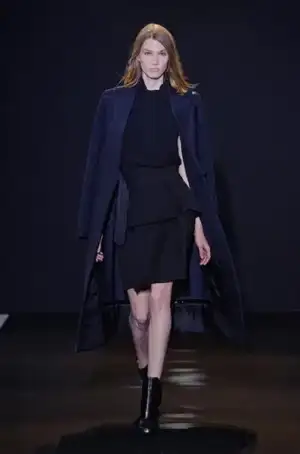 $costume_national_2013_2014_defilesi_moda_koleksiyon (5).webp