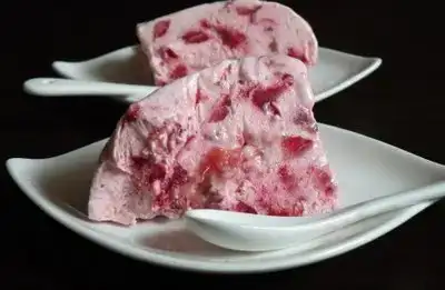 $&#231;ilekli semifreddo.webp