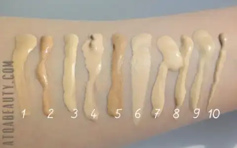$atqabeauty_com_podklady_drogeryjne_swatches.webp