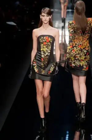 $Leonard_sonbahar_kis_2013_2014_defilesi_modelleri_koleksiyonu (23).webp