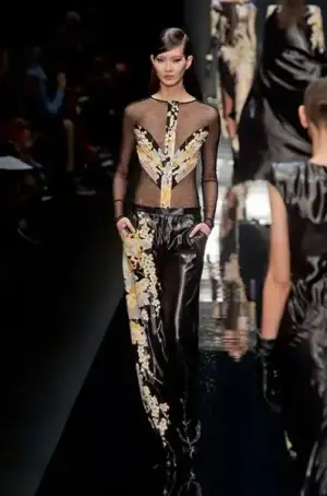 $Leonard_sonbahar_kis_2013_2014_defilesi_modelleri_koleksiyonu (31).webp