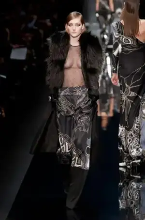 $Leonard_sonbahar_kis_2013_2014_defilesi_modelleri_koleksiyonu (39).webp