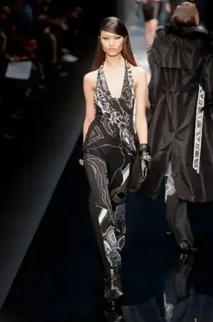 $Leonard_sonbahar_kis_2013_2014_defilesi_modelleri_koleksiyonu (40).webp