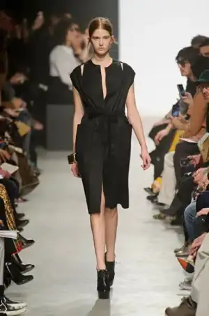 $maison_rabih_kayrouz_2013_2014_sonbahar_kis_moda_defile (13).webp