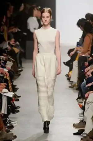 $maison_rabih_kayrouz_2013_2014_sonbahar_kis_moda_defile (19).webp