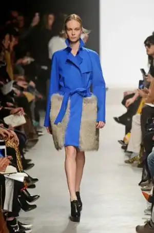 $maison_rabih_kayrouz_2013_2014_sonbahar_kis_moda_defile (20).webp