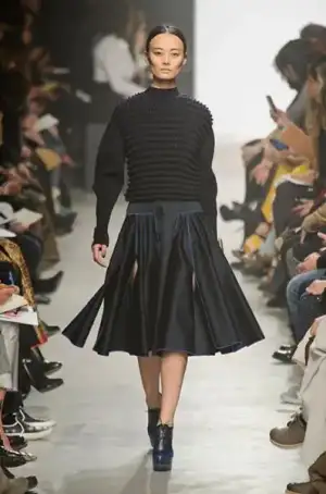 $maison_rabih_kayrouz_2013_2014_sonbahar_kis_moda_defile (25).webp