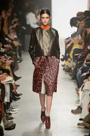 $maison_rabih_kayrouz_2013_2014_sonbahar_kis_moda_defile (30).webp