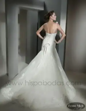 $716vestidosdenovia2011f888888.webp