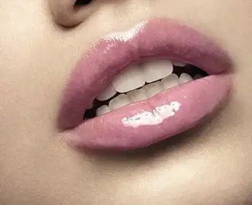$Adriana Lima Pink Lips N Shining Eyes Makeup Face Closeup (1).webp