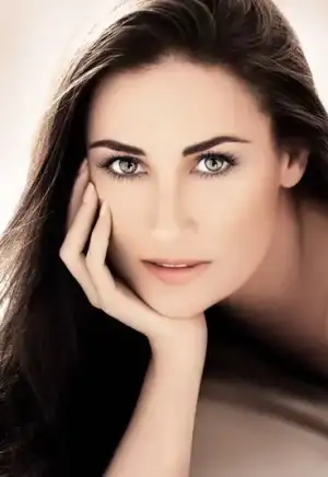 $perfect-nude-lips-look.webp $perfect-nude-lips-look.webp
