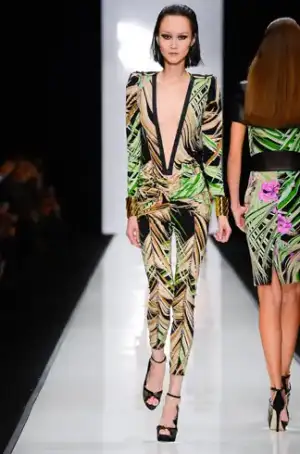 $leonard_ilkbahar_yaz_2013_2014_defilesi (6).webp