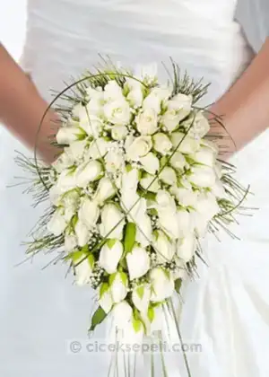 $gorkemli-dugun-gelin-buketi.webp