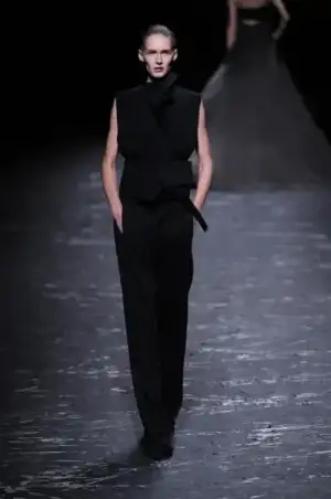 $Haider_Ackermann_2013_ilkbahar_yaz (5).webp