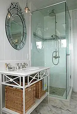 $k&#252;&#231;&#252;k banyolarda du&#351;akabin.webp