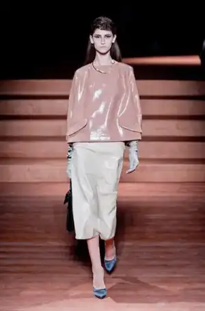 $defile-miumiu-printemps-ete-2013-madame-figaro-15.webp