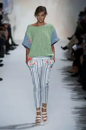 $paul_joe_ilkbahar_yaz_2013_defile_moda_elbise_modelleri (4).webp