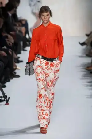 $paul_joe_ilkbahar_yaz_2013_defile_moda_elbise_modelleri (36).webp