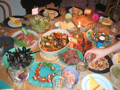 $800px-Flickr_-_cyclonebill_-_Tapas.webp $800px-Flickr_-_cyclonebill_-_Tapas.webp