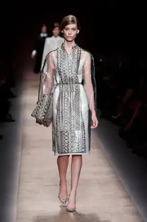 $valentino_2013_ilkbahar_yaz (9).webp