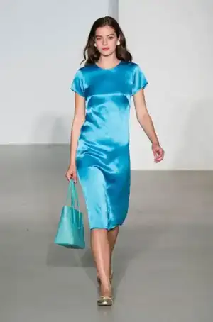 $Agnes_b_2013_ilkbahar_yaz_defilesi (12).webp