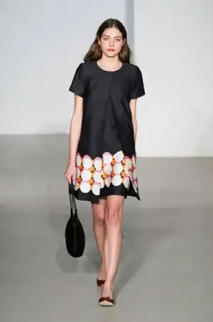 $Agnes_b_2013_ilkbahar_yaz_defilesi (38).webp