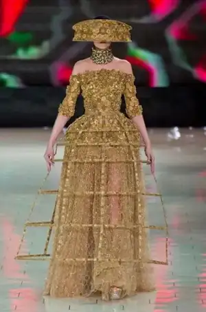 $alexander_mcqueen_2013_ilkbahar_yaz (10).webp