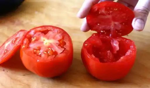 $tomato-with-lid.webp