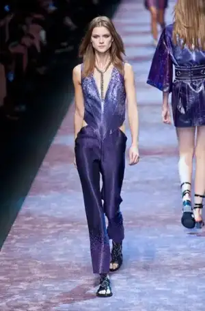 $paco_rabanne_ilkbahar_yaz_2013_defilesi (5).webp