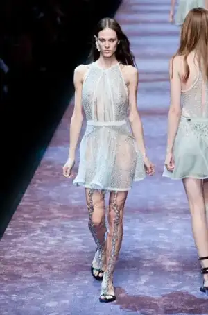 $paco_rabanne_ilkbahar_yaz_2013_defilesi (7).webp