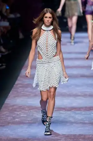 $paco_rabanne_ilkbahar_yaz_2013_defilesi (15).webp