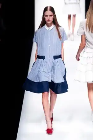 $sacai_ilkbahar_kis_2013_defile_moda_elbise_modelleri (4).webp