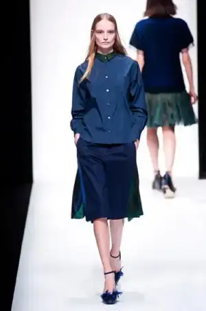 $sacai_ilkbahar_kis_2013_defile_moda_elbise_modelleri (10).webp