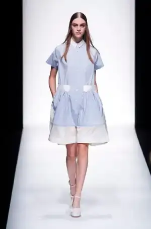 $sacai_ilkbahar_kis_2013_defile_moda_elbise_modelleri (30).webp