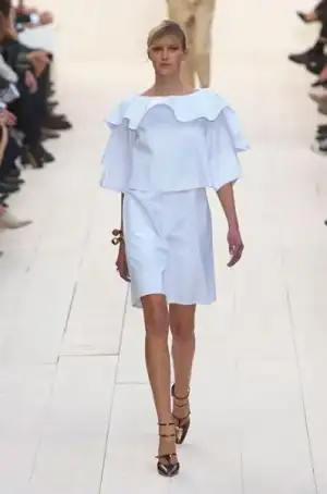 $chloe_ilkbahar_yaz_2013_defilesi_moda_elbise (20).webp