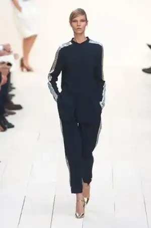 $chloe_ilkbahar_yaz_2013_defilesi_moda_elbise (37).webp