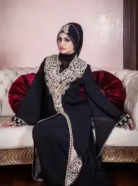 $u-yakadan-etege-islemeli-sifon-abiye-elbise-3254--siyah--nigah-33690.webp