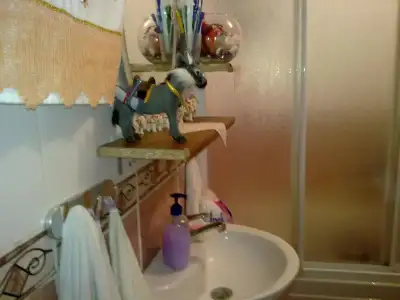 $18012011095.webp