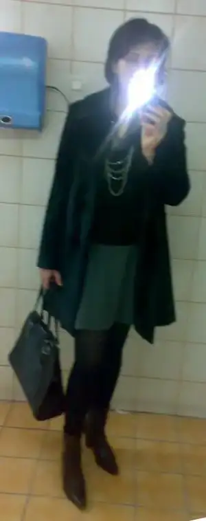 $18012011117.webp
