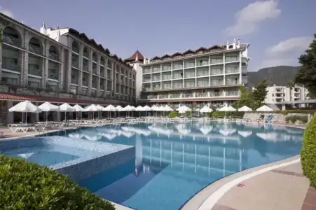 $Marti La Perla 066_750_565.webp