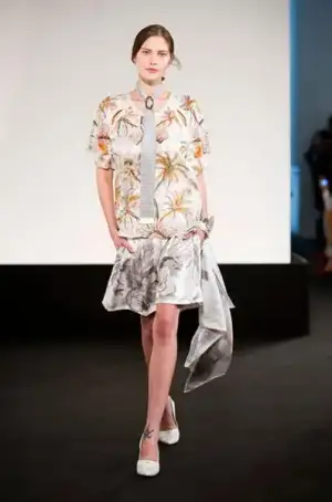 $hermes_ilkbahar_yaz_2013_defilesi (8).webp