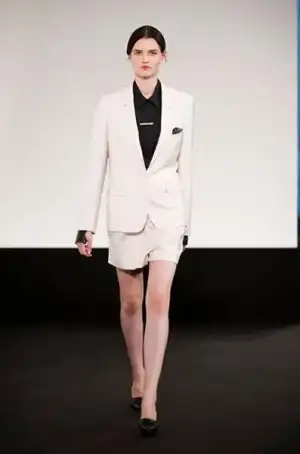 $hermes_ilkbahar_yaz_2013_defilesi (36).webp