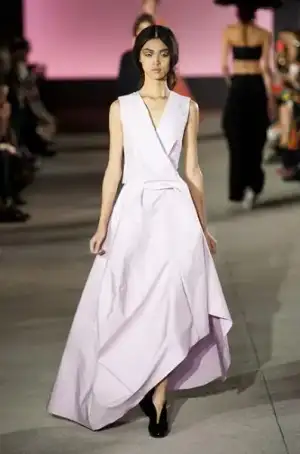 $john_galliano_ilkbahar_yaz_2013_defile_moda_elbise_koleksiyon (31).webp