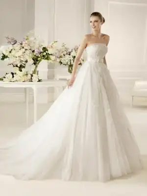 $la sposa Mistela.webp
