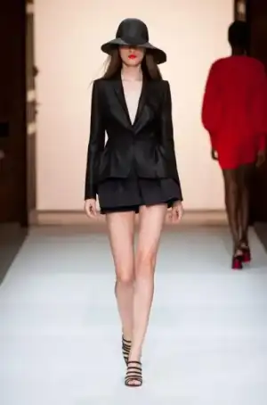 $martin_grant_defile_2013_ilkbahar_yaz (13).webp